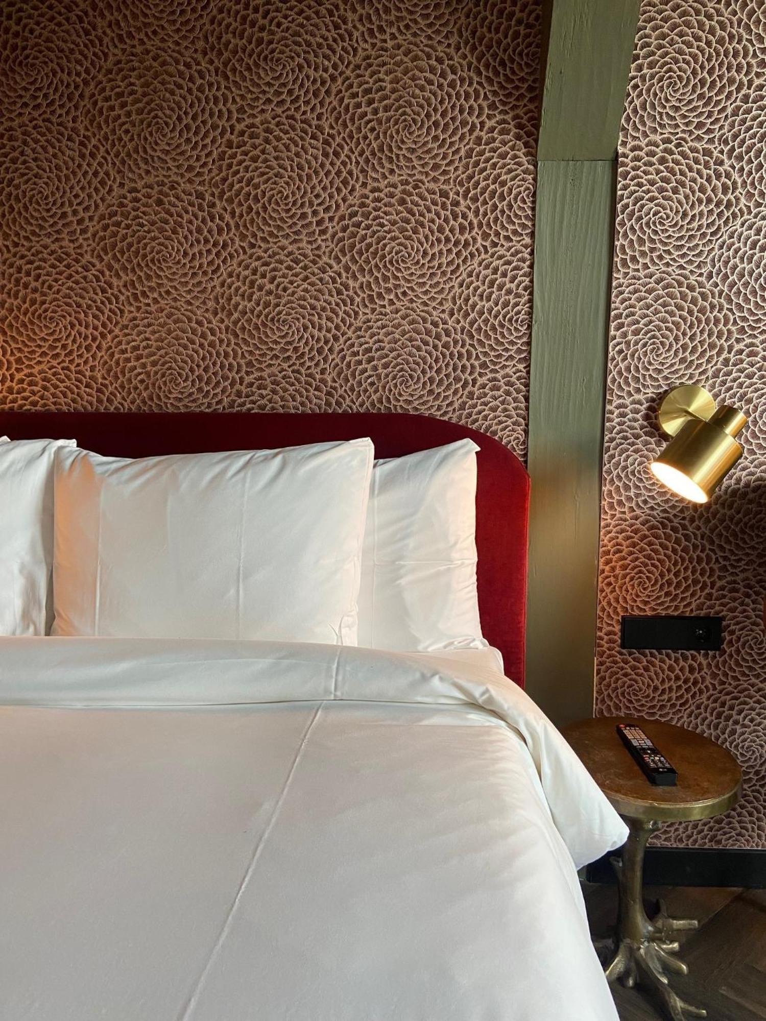 Relais & Chateaux Weeshuis 고우타 외부 사진